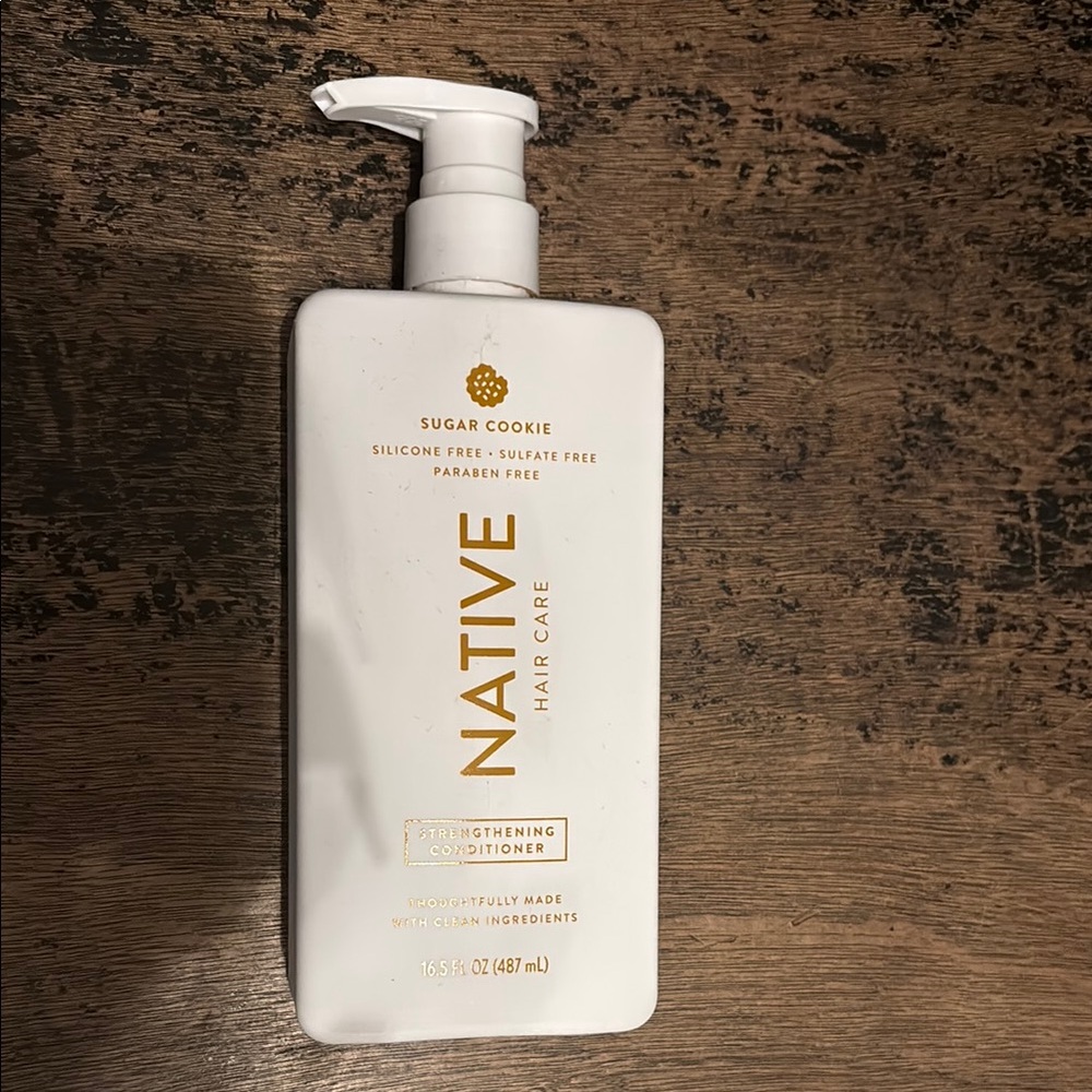 NEW Native Sugar Cookie Strengthening Conditioner